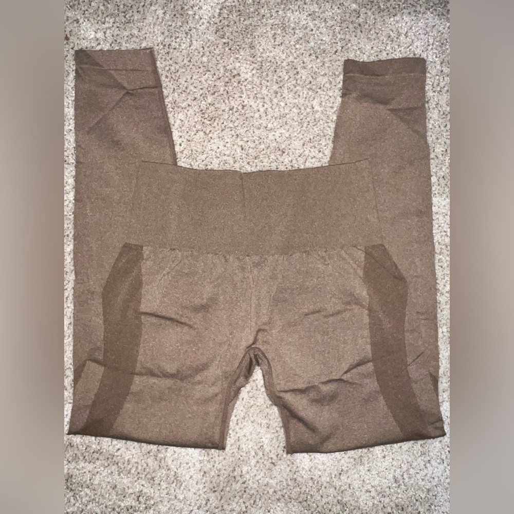 NVGTN contour leggings